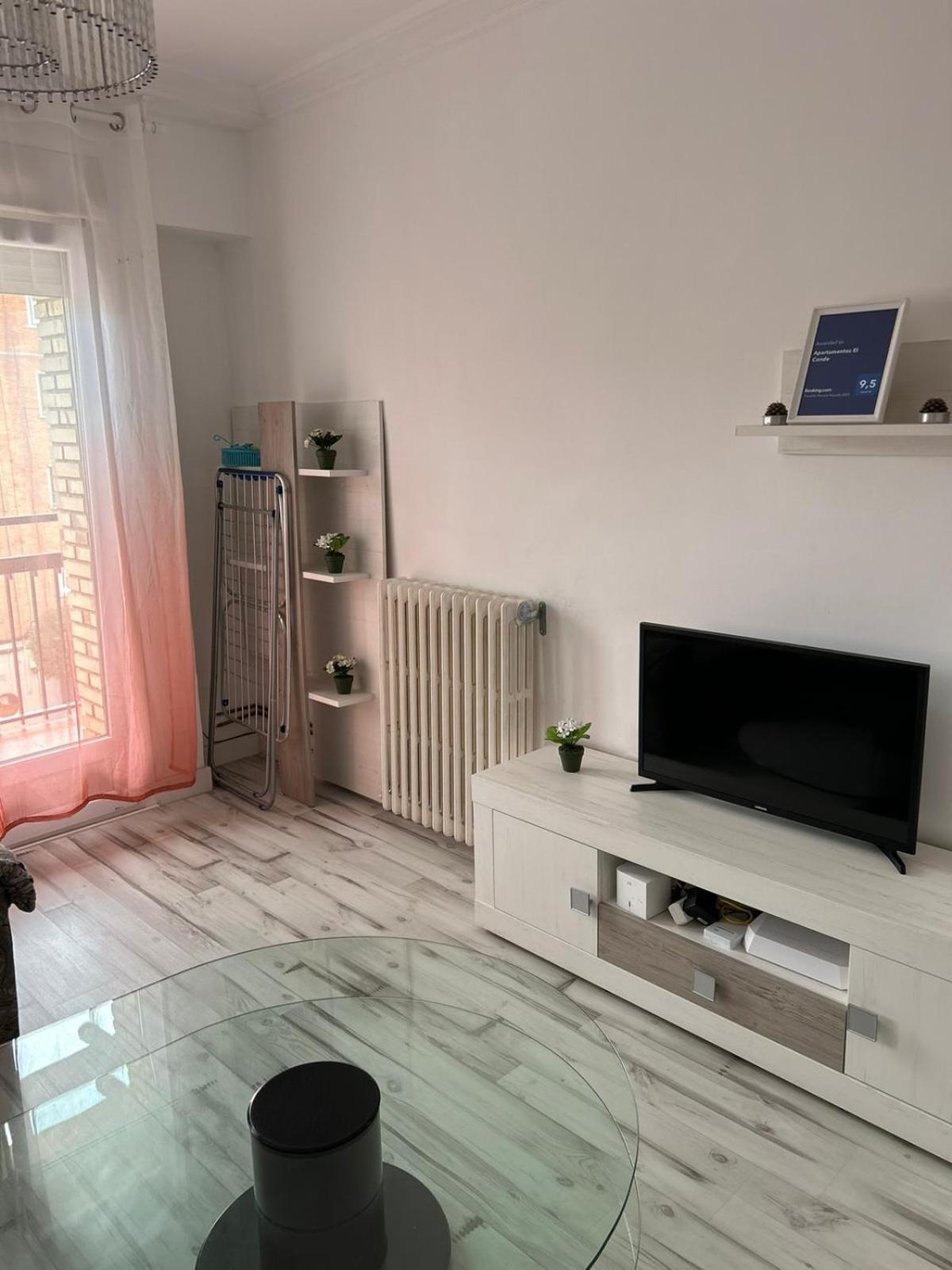 Apartamentos El Conde サント・ドミンゴ・デ・ラ・カルサーダ エクステリア 写真